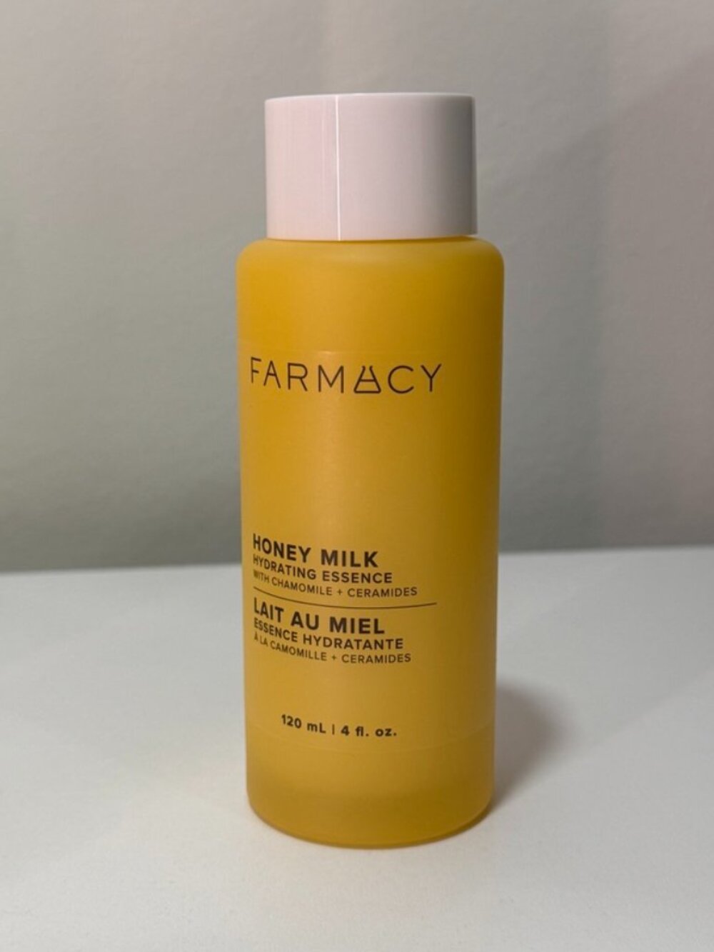 FARMACY Honey Milk Hydrating Essence